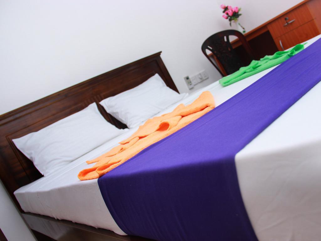 Bed and Breakfast Heaven Star Rest Mirissa Habitación foto