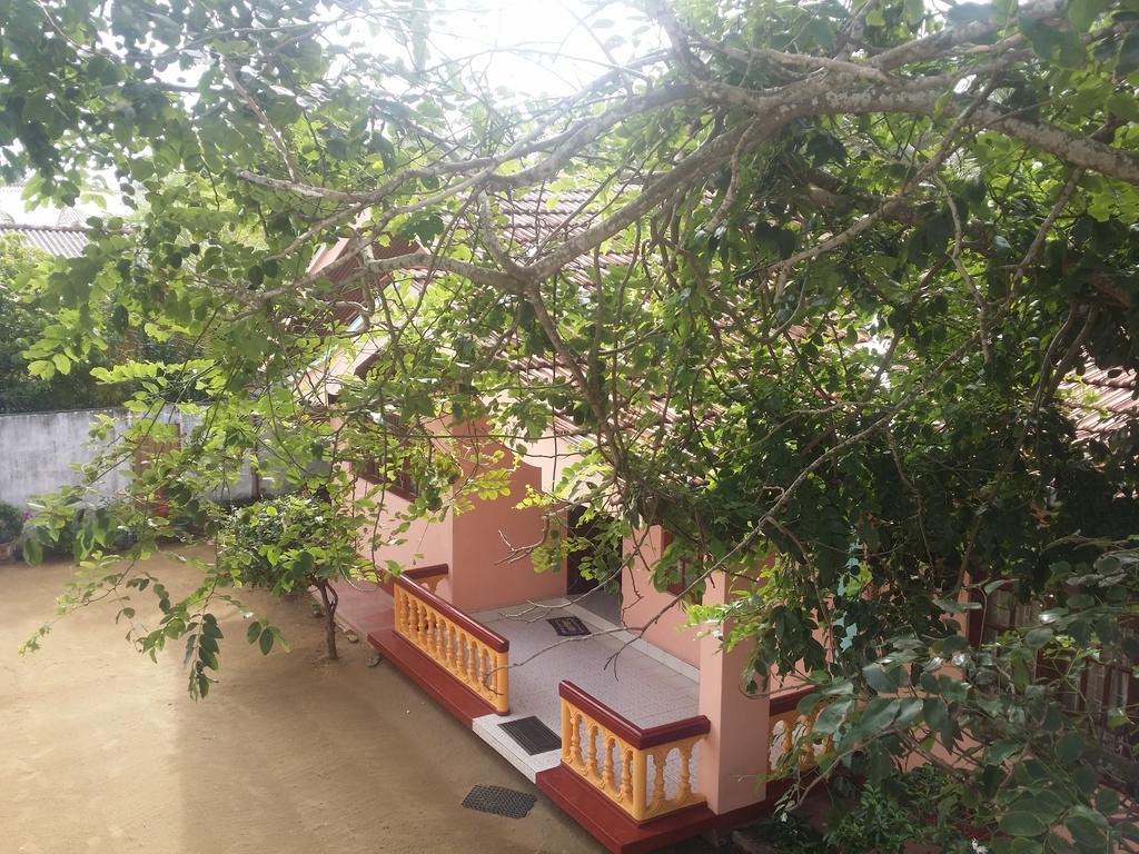 Bed and Breakfast Heaven Star Rest Mirissa Exterior foto